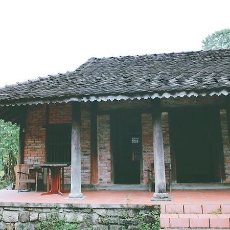 Vuonthuguesthousegarden Kon Tum Esterno foto